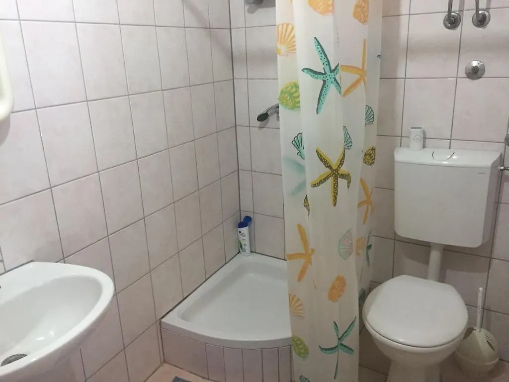 Gostinjska kuća Crveno Zlato