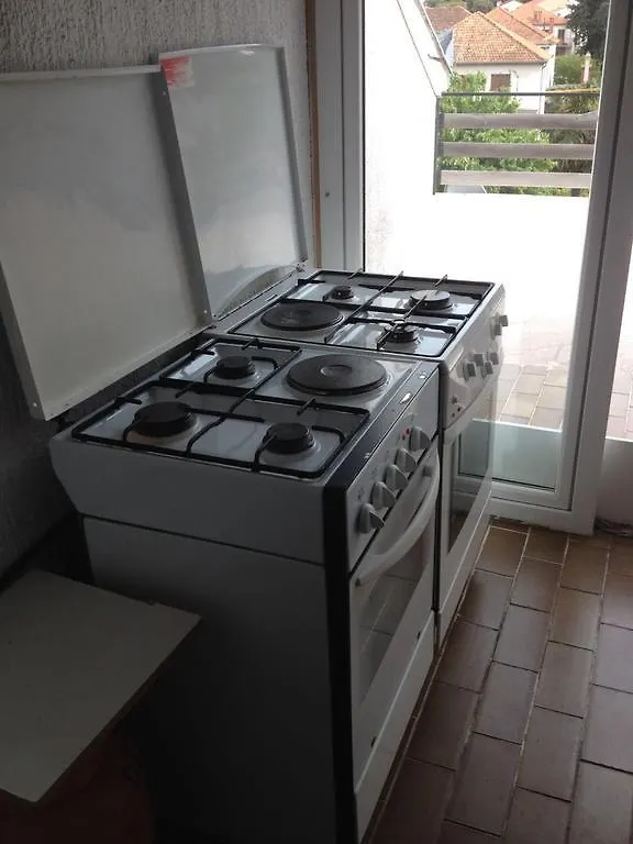 Crveno Zlato Gostinjska kuća Biograd Na Moru