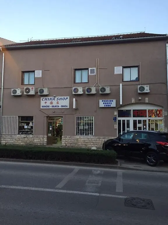 Crveno Zlato Biograd Na Moru