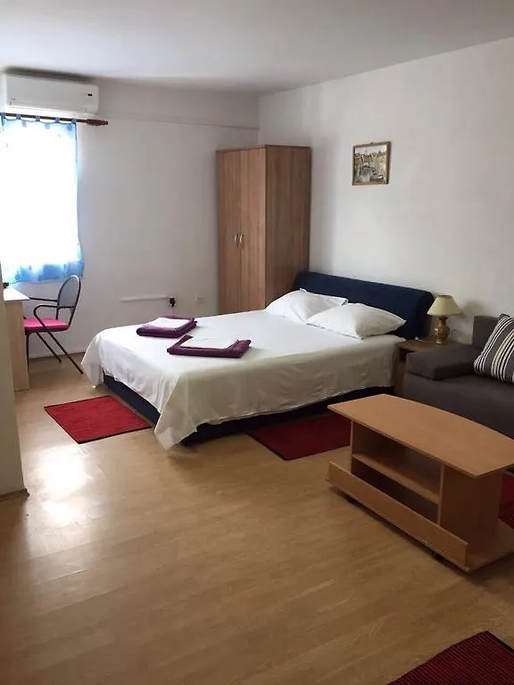 Crveno Zlato Hotel Biograd Na Moru